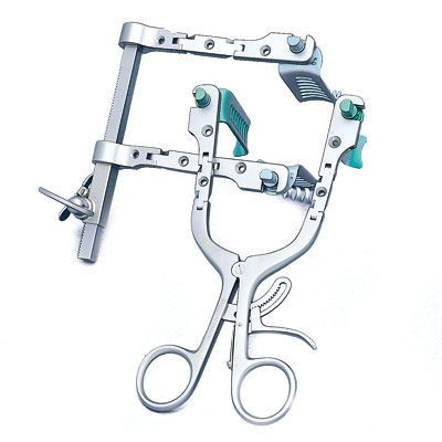 Cervical retractor new arrivals